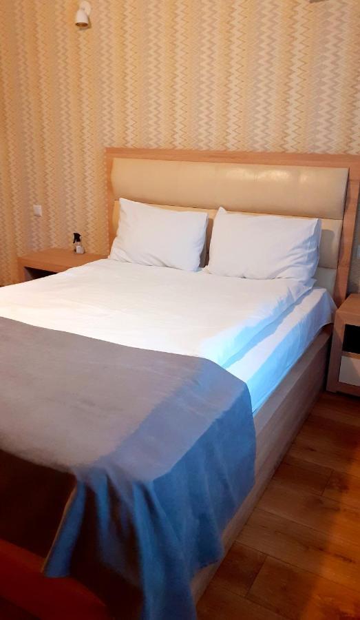 Hotel Lile Tbilisi Eksteriør billede