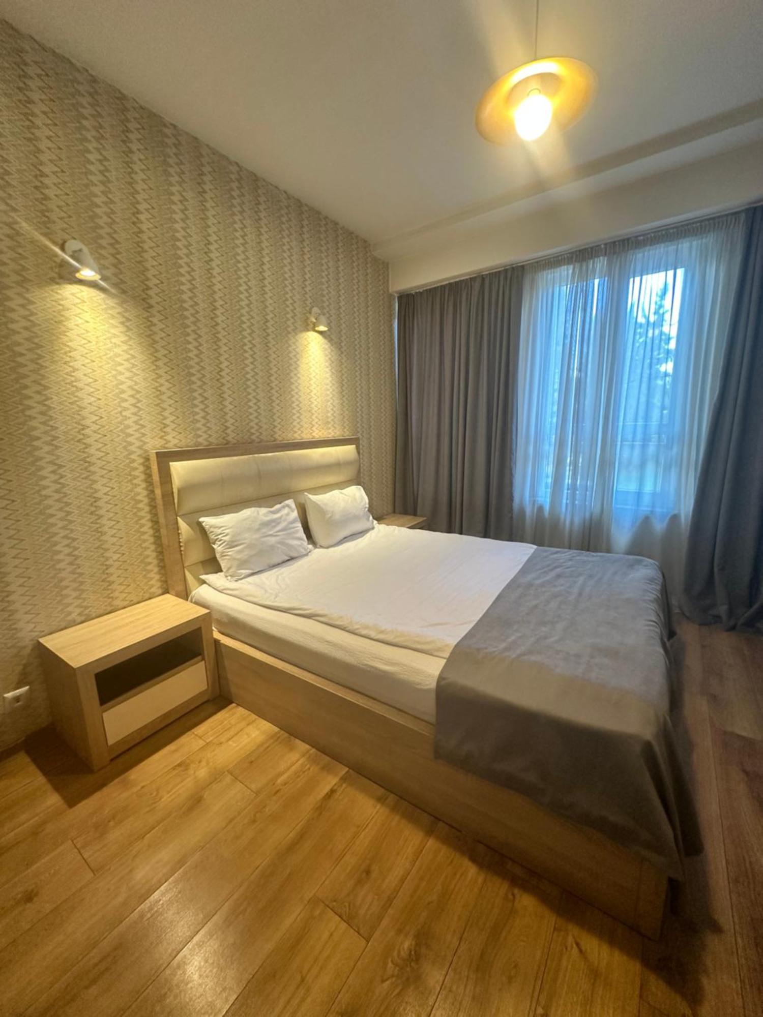 Hotel Lile Tbilisi Eksteriør billede