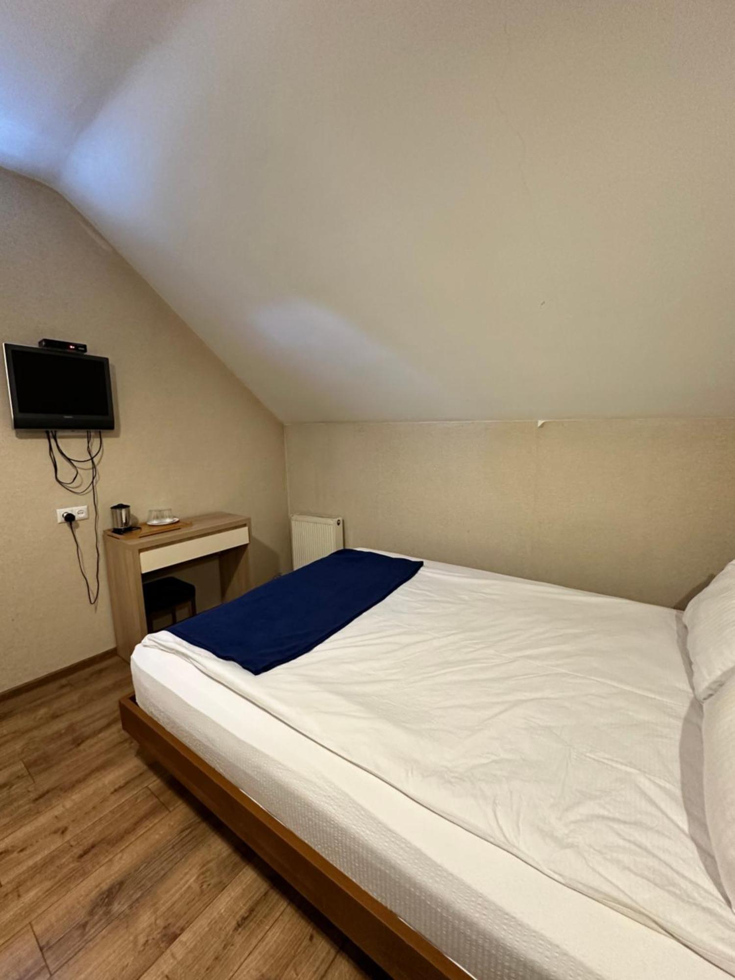 Hotel Lile Tbilisi Eksteriør billede